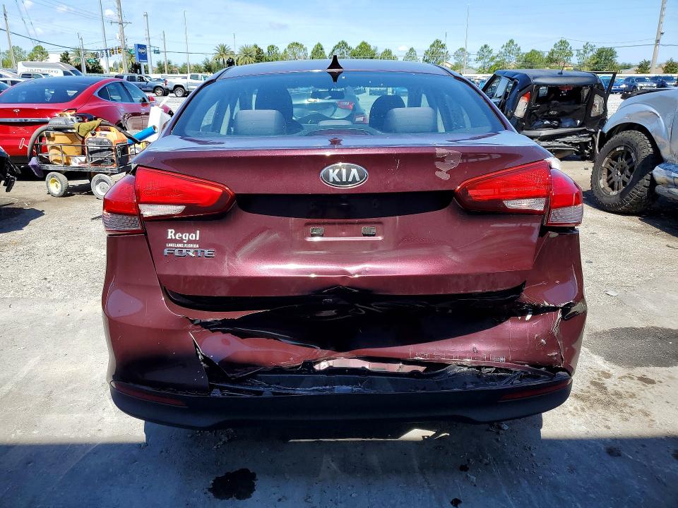 54493746 :رقم المزاد ، 3KPFL4A75HE025466 vin ، 2017 Kia Forte مزاد بيع
