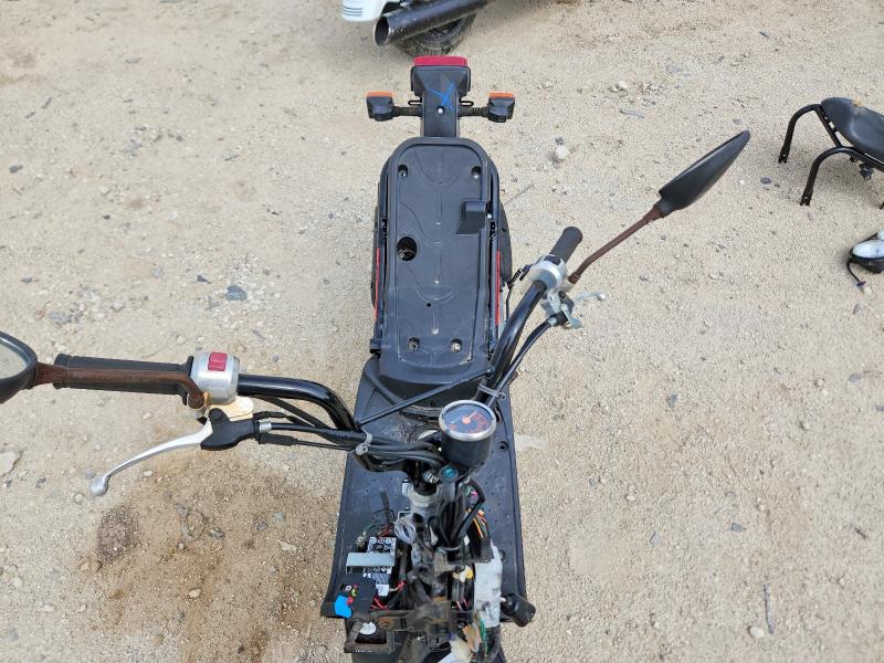 54685816 :رقم المزاد ، JH2AF5810CK000352 vin ، 2012 Honda Nps50 مزاد بيع