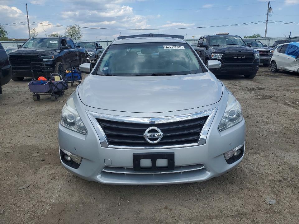 Продажа на аукционе авто 2015 Nissan Altima, vin: 1N4BL3AP6FC439701, номер лота: 52220616