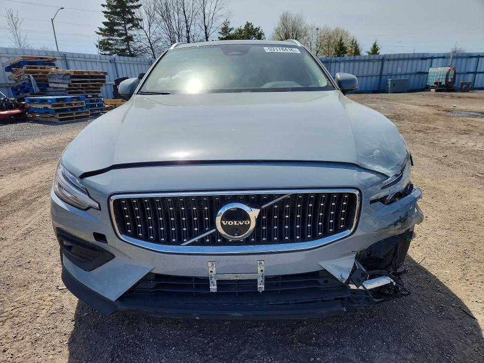 53178416 :رقم المزاد ، YV4L12WY4R1136736 vin ، 2024 Volvo V60 Cross Country مزاد بيع