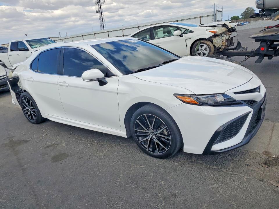 2023 Toyota Camry მანქანა იყიდება აუქციონზე, vin: 4T1G11AK2PU839048, აუქციონის ნომერი: 52504346