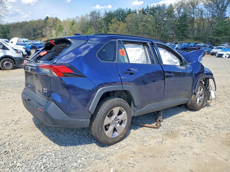 Продажа на аукционе авто 2022 Toyota Rav4, vin: 2T3P1RFV9NW280927, номер лота: 52524596