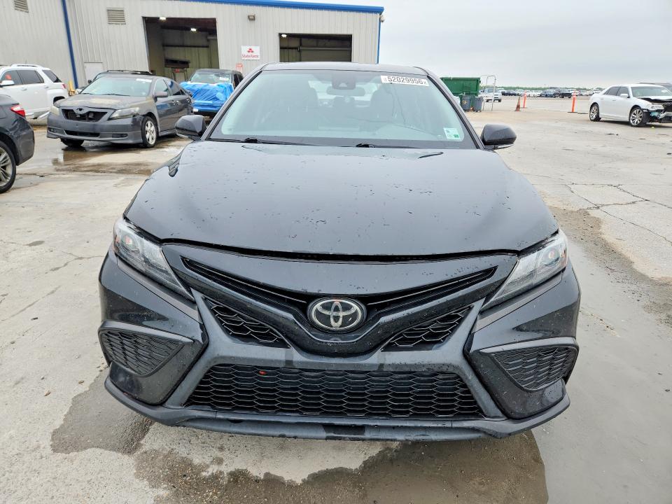2024 Toyota Camry მანქანა იყიდება აუქციონზე, vin: 4T1G11AK0RU877803, აუქციონის ნომერი: 52029956