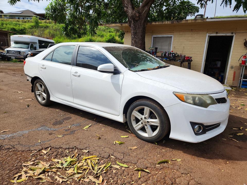 2014 Toyota Camry მანქანა იყიდება აუქციონზე, vin: 4T1BF1FK4EU353729, აუქციონის ნომერი: 51199836