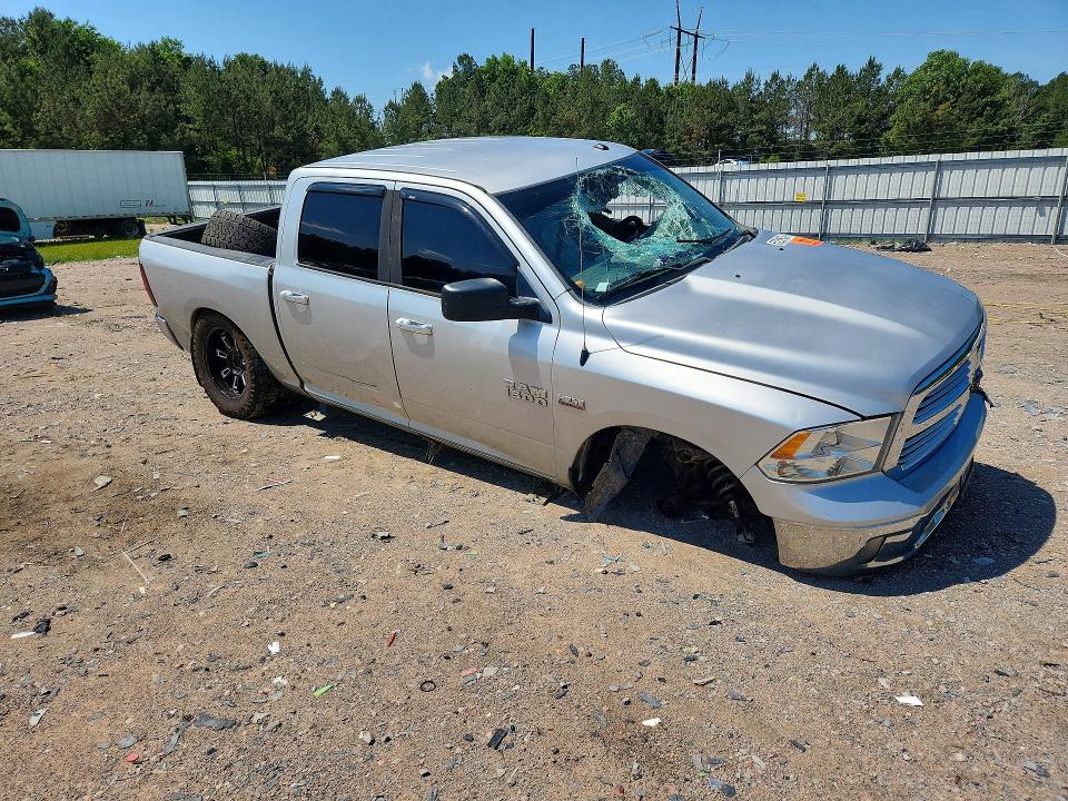 55251636 :رقم المزاد ، 3C6RR7LT1FG596484 vin ، 2015 Ram 1500 مزاد بيع