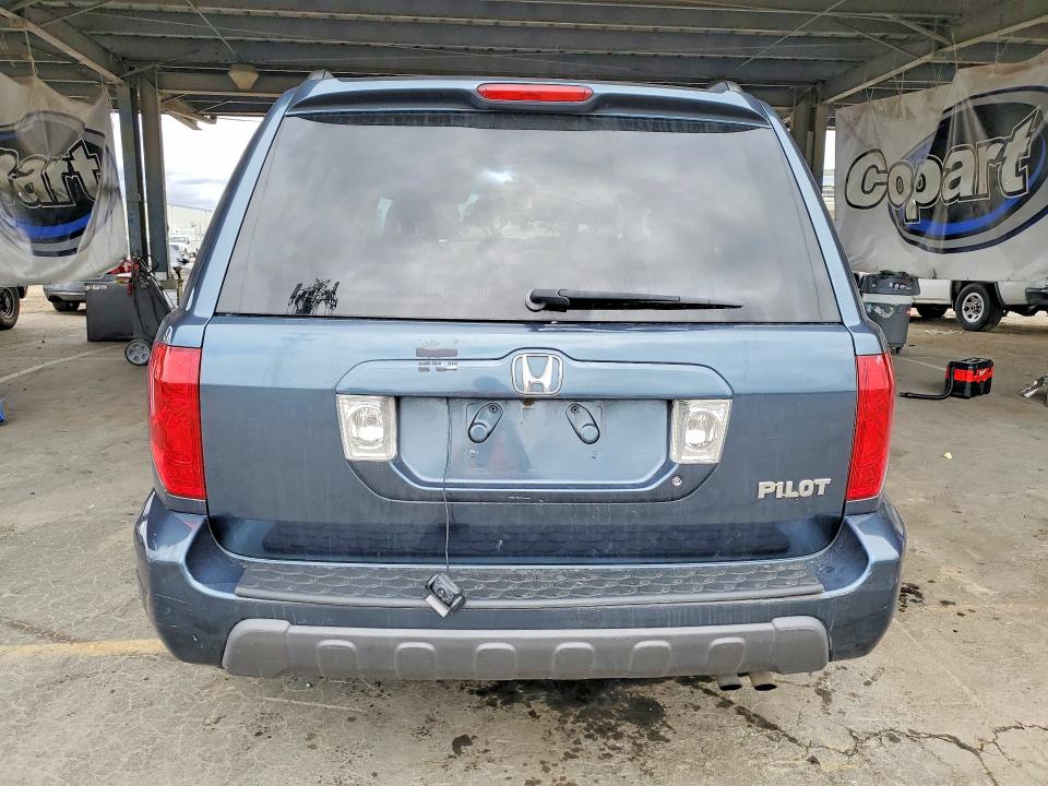 55602476 :رقم المزاد ، 2HKYF185X5H547035 vin ، 2005 Honda Pilot مزاد بيع