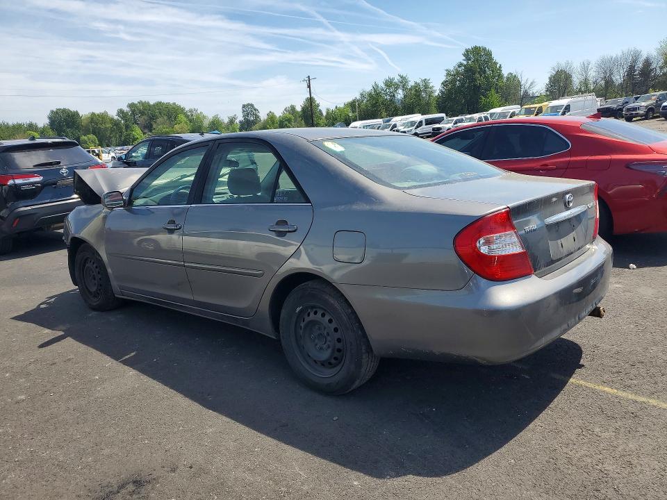 52538126 :رقم المزاد ، JTDBE32K220130939 vin ، 2002 Toyota Camry مزاد بيع