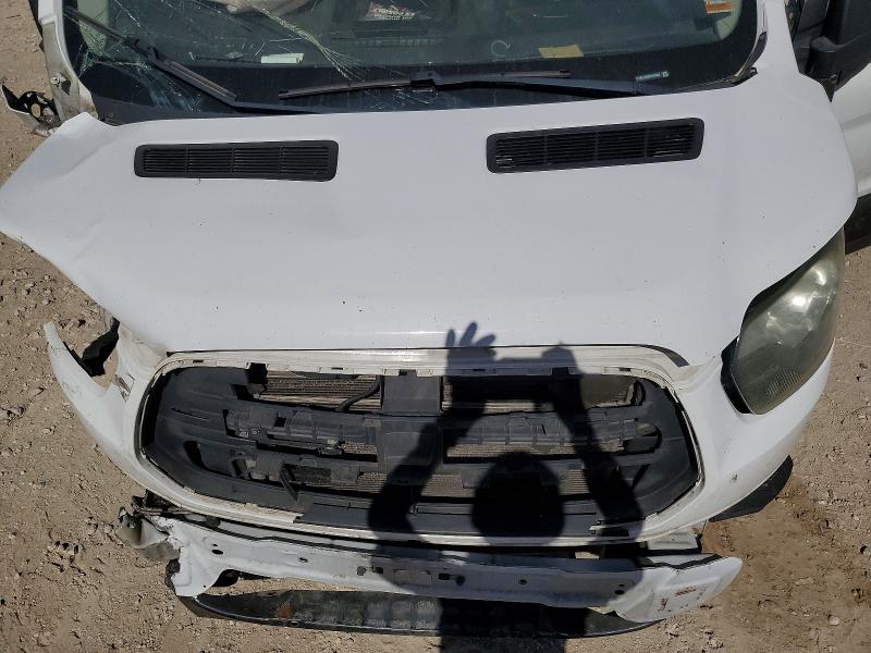 53193616 :رقم المزاد ، 1FTNE1ZM8FKA79062 vin ، 2015 Ford Transit مزاد بيع