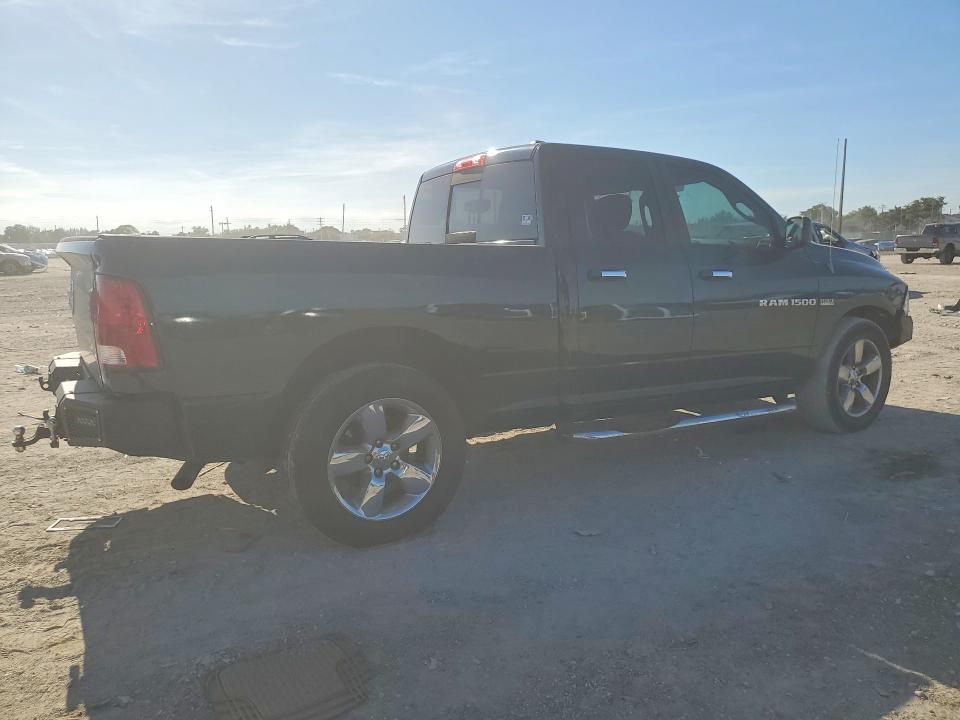 52394316 :رقم المزاد ، 1D7RB1GT0BS530621 vin ، 2011 Dodge Ram 1500 مزاد بيع