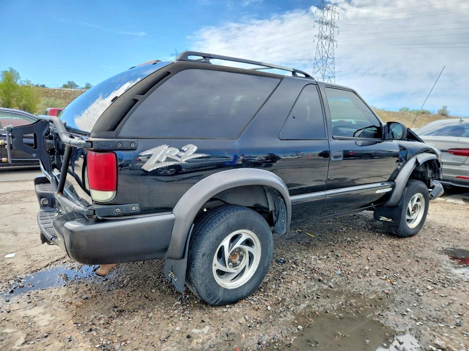 2005 Chevrolet Blazer მანქანა იყიდება აუქციონზე, vin: 1GNCT18X95K101049, აუქციონის ნომერი: 52567066