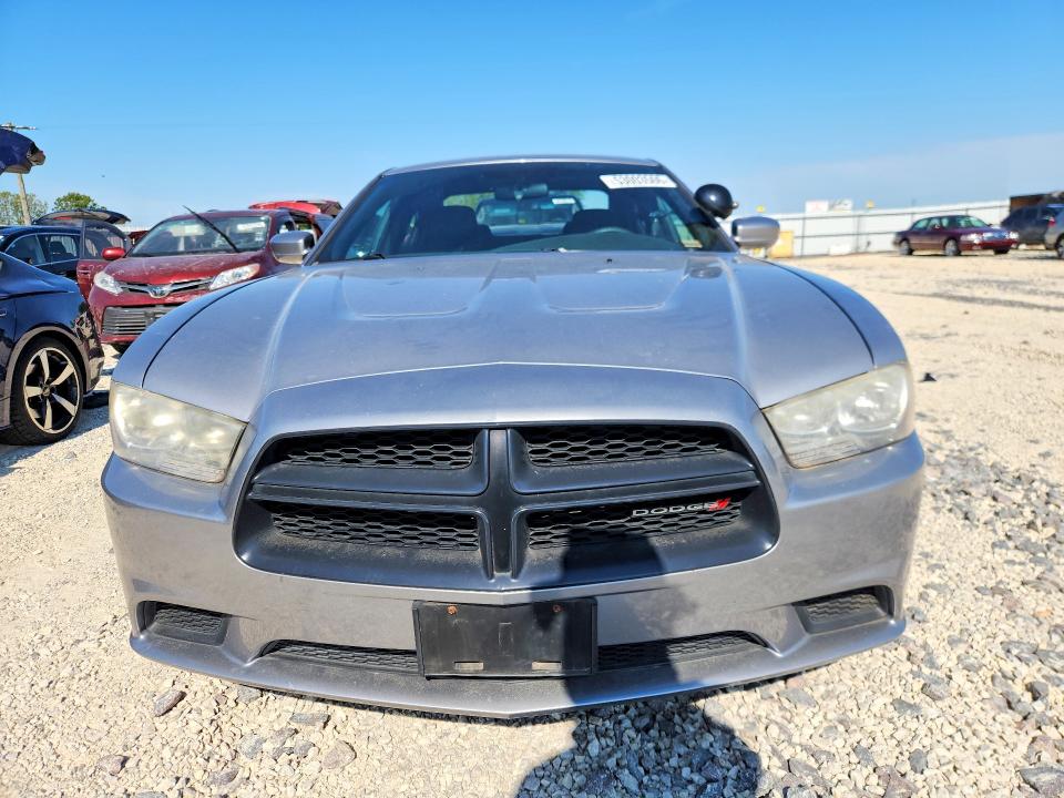 53003506 :رقم المزاد ، 2C3CDXAT2DH593692 vin ، 2013 Dodge Charger مزاد بيع