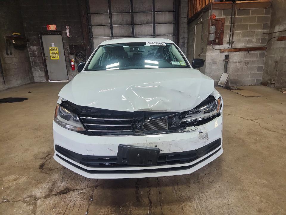 54689066 :رقم المزاد ، 3VW267AJ9GM412820 vin ، 2016 Volkswagen Jetta مزاد بيع