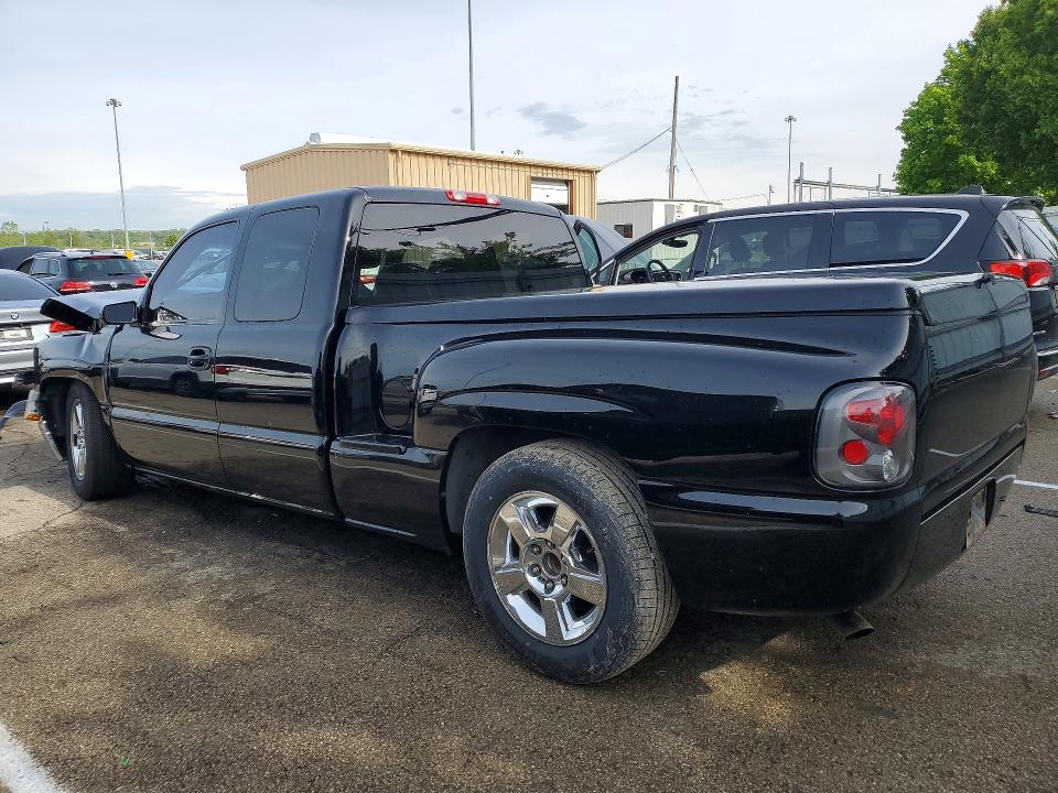 Продаж на аукціоні авто 2000 Chevrolet Silverado, vin: 2GCEC19T7Y1121026, номер лоту: 51279466