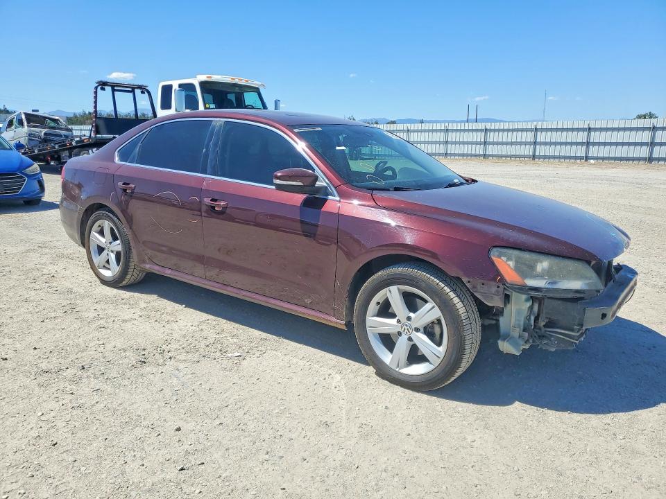 53965156 :رقم المزاد ، 1VWBN7A36DC105848 vin ، 2013 Volkswagen Passat مزاد بيع