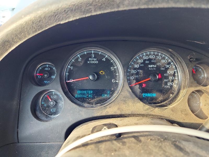 Продажа на аукционе авто 2009 Chevrolet Suburban, vin: 1GNFC26039J123519, номер лота: 52702926