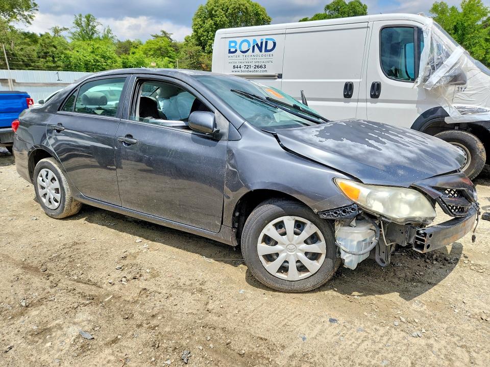 53331496 :رقم المزاد ، 2T1BU4EE3DC979565 vin ، 2013 Toyota Corolla مزاد بيع