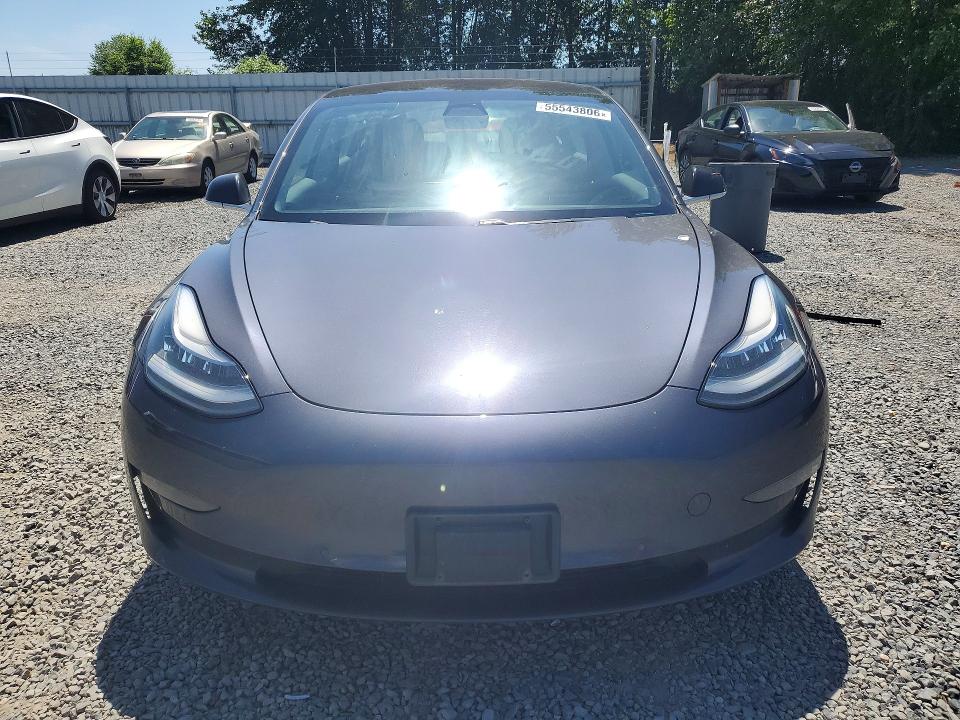 55543806 :رقم المزاد ، 5YJ3E1EB9JF089763 vin ، 2018 Tesla Model 3 مزاد بيع