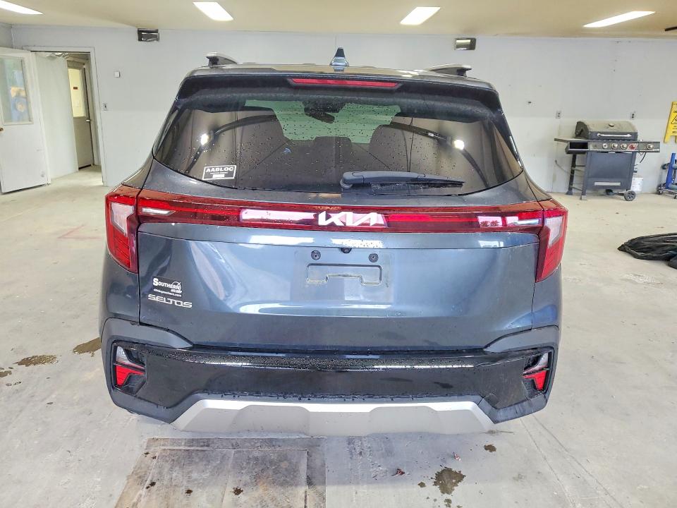 Продажа на аукционе авто 2024 Kia Seltos, vin: KNDEU2AA7R7615842, номер лота: 52221176