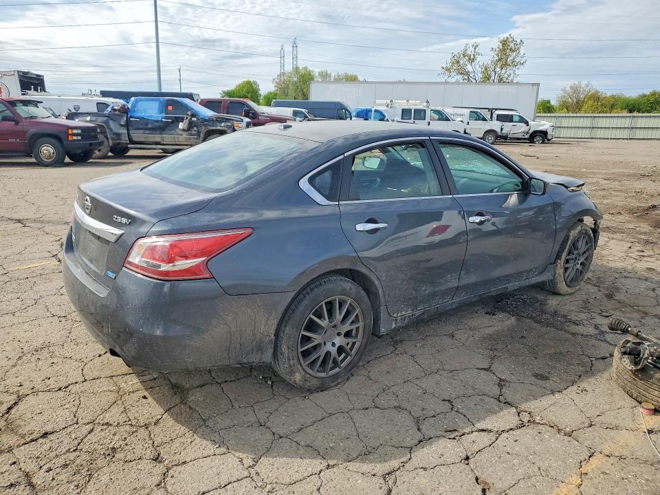 2013 Nissan Altima მანქანა იყიდება აუქციონზე, vin: 1N4AL3AP0DC123042, აუქციონის ნომერი: 53534716