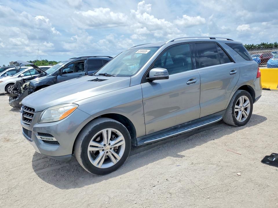 52506806 :رقم المزاد ، 4JGDA5JB1DA203907 vin ، 2013 Mercedes-benz Ml مزاد بيع
