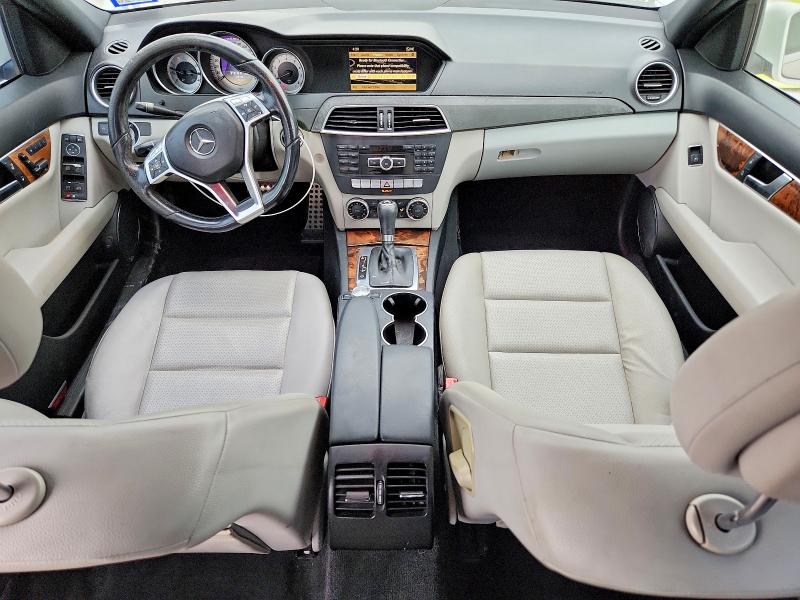 Продаж на аукціоні авто 2012 Mercedes-benz C, vin: WDDGF8BB6CR209808, номер лоту: 52923406