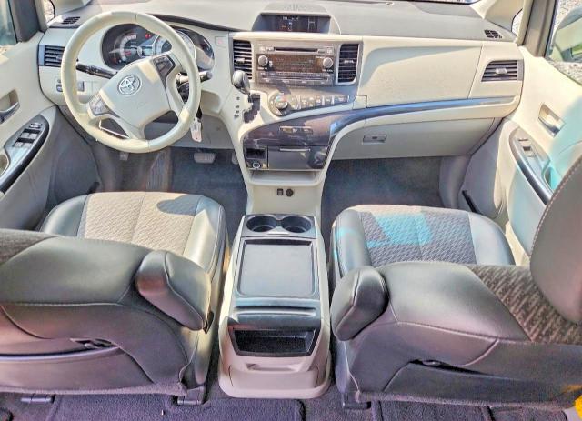 53724466 :رقم المزاد ، 5TDXK3DC9BS115338 vin ، 2011 Toyota Sienna مزاد بيع