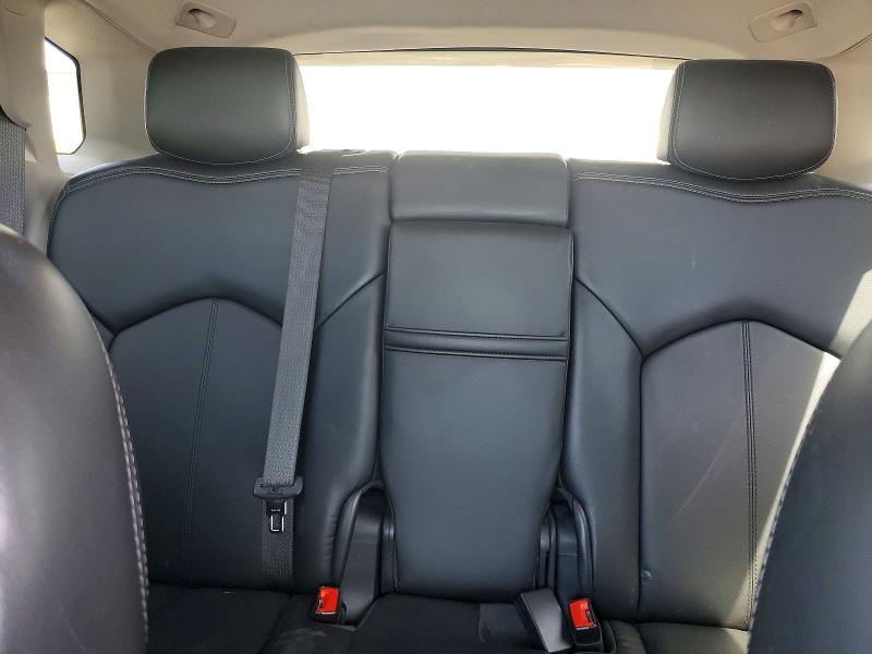 53622476 :رقم المزاد ، 3GYFNAE33FS550910 vin ، 2015 Cadillac Srx مزاد بيع