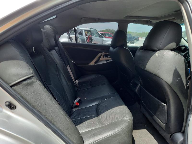 52523636 :رقم المزاد ، 4T1BF3EK1BU629986 vin ، 2011 Toyota Camry مزاد بيع