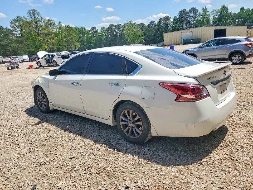2015 Nissan Altima მანქანა იყიდება აუქციონზე, vin: 1N4AL3AP6FN393528, აუქციონის ნომერი: 52496566