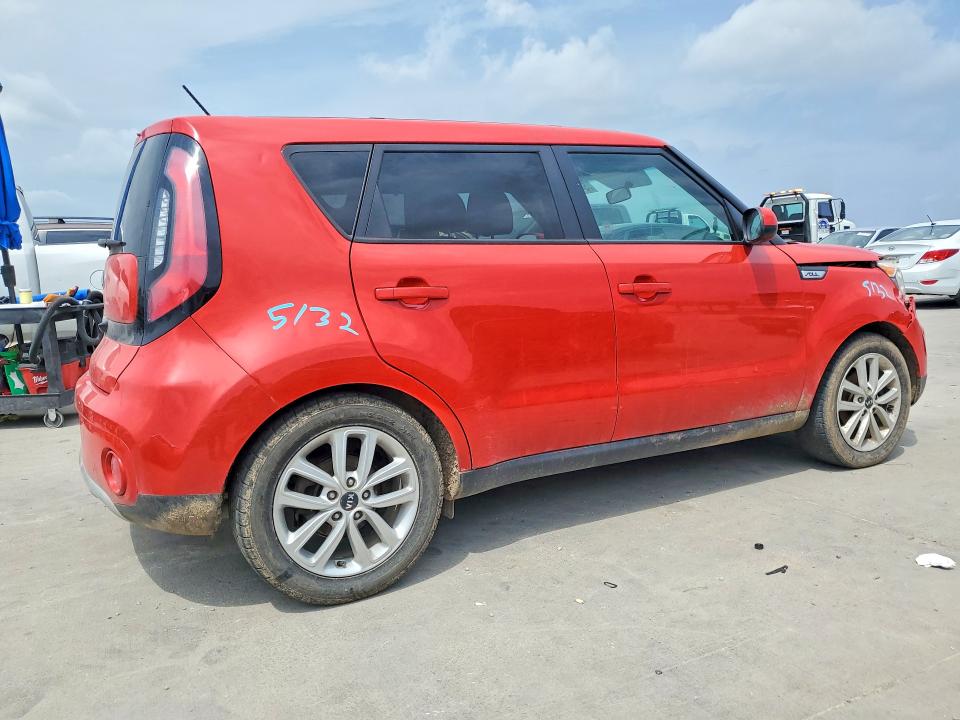 2018 Kia Soul მანქანა იყიდება აუქციონზე, vin: KNDJP3A59J7505670, აუქციონის ნომერი: 54131016