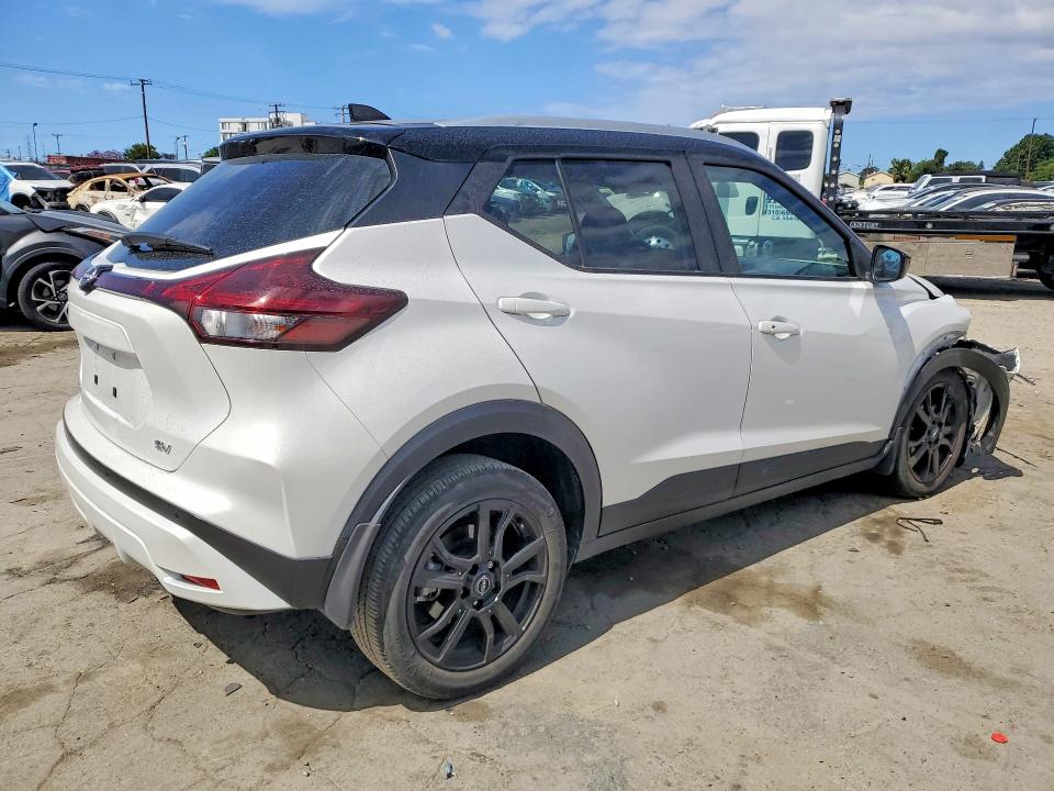 52599936 :رقم المزاد ، 3N1CP5CV4PL496711 vin ، 2023 Nissan Kicks مزاد بيع