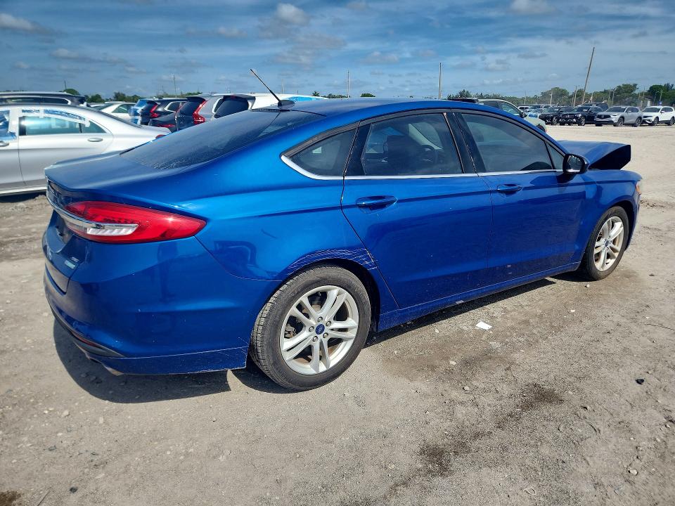 52356696 :رقم المزاد ، 3FA6P0HD9JR130542 vin ، 2018 Ford Fusion مزاد بيع