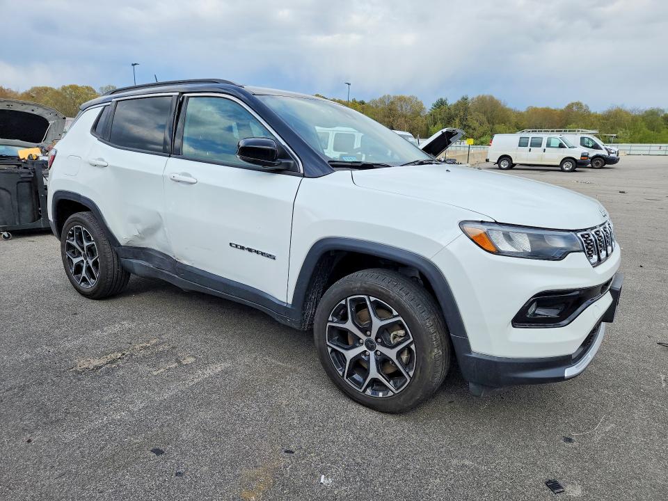 52676956 :رقم المزاد ، 3C4NJDCN1ST510560 vin ، 2025 Jeep Compass مزاد بيع