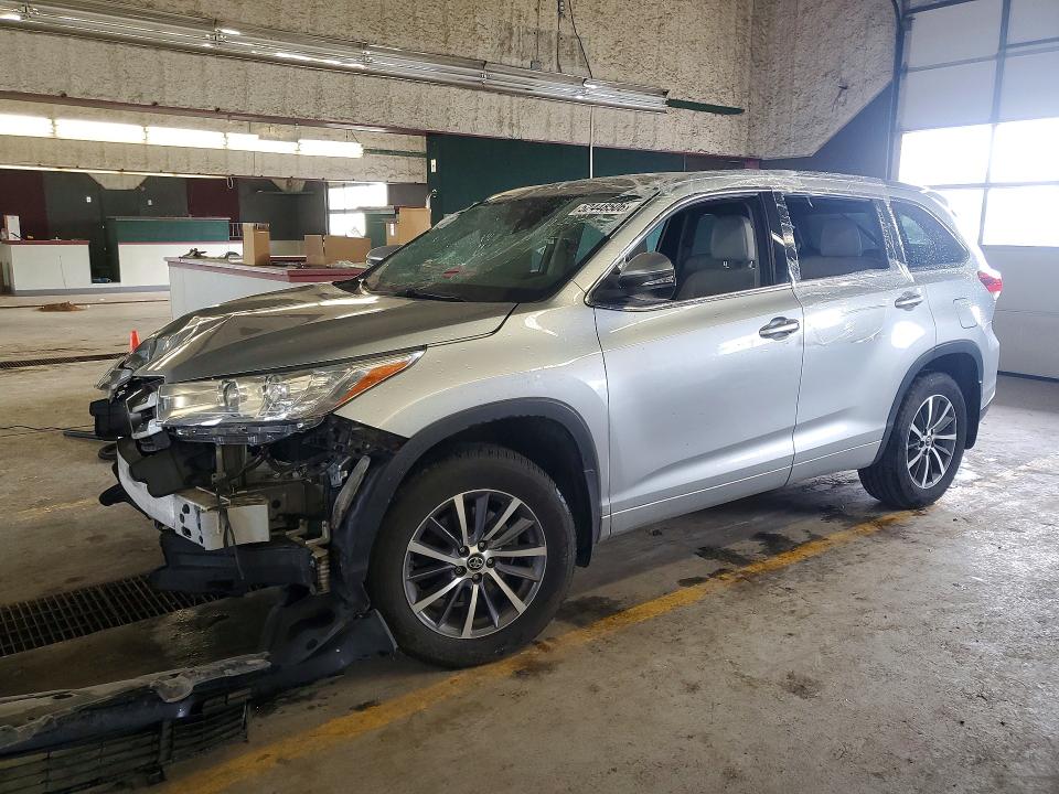 Aukcja sprzedaży 2017 Toyota Highlander, vin: 5TDJZRFH3HS389835, numer aukcji: 52448506