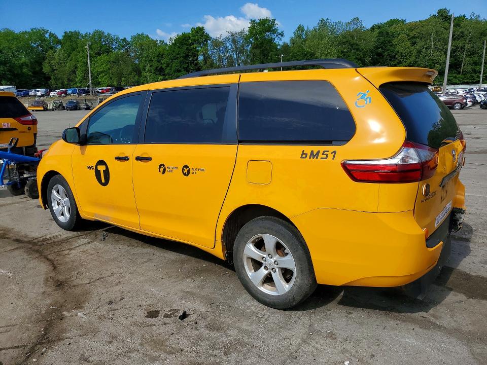 Продажа на аукционе авто 2016 Toyota Sienna, vin: 5TDKK3DC2GS764058, номер лота: 55363536