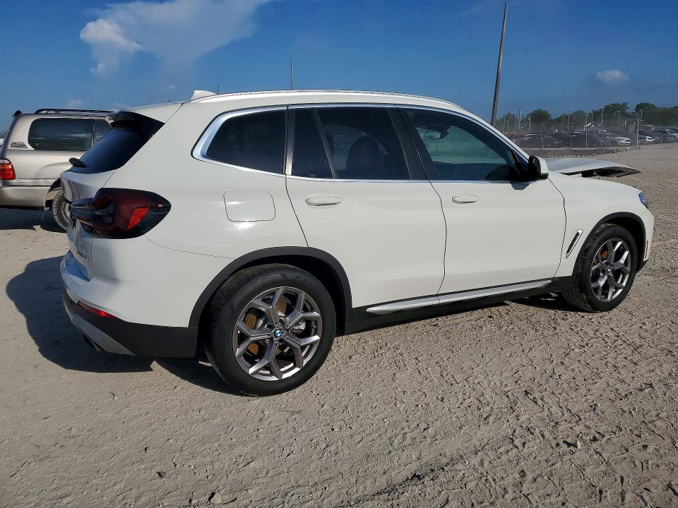 53335086 :رقم المزاد ، 5UX43DP04N9L16332 vin ، 2022 Bmw X3 مزاد بيع