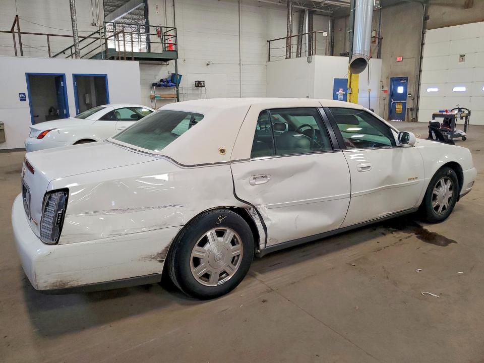 52318196 :رقم المزاد ، 1G6KD54Y94U154251 vin ، 2004 Cadillac Deville مزاد بيع