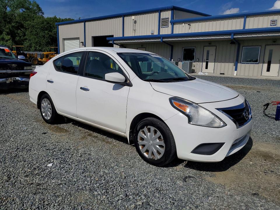 Продажа на аукционе авто 2015 Nissan Versa, vin: 3N1CN7AP0FL817597, номер лота: 55221976
