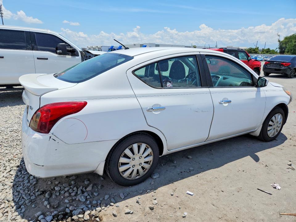 2015 Nissan Versa მანქანა იყიდება აუქციონზე, vin: 3N1CN7AP1FL919796, აუქციონის ნომერი: 54186466