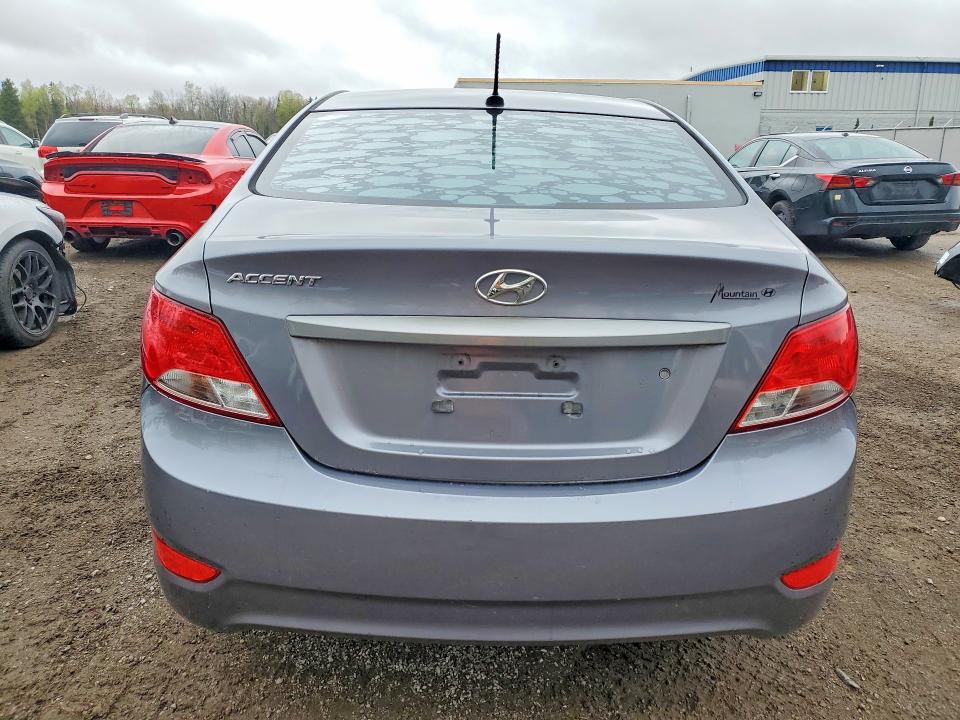 2015 Hyundai Accent მანქანა იყიდება აუქციონზე, vin: KMHCT4AE7FU932148, აუქციონის ნომერი: 53599756