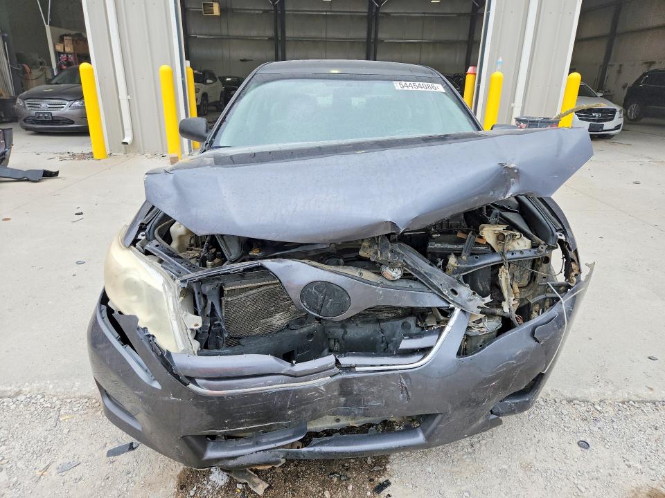 2011 Toyota Camry მანქანა იყიდება აუქციონზე, vin: 4T1BF3EK7BU131842, აუქციონის ნომერი: 54454086