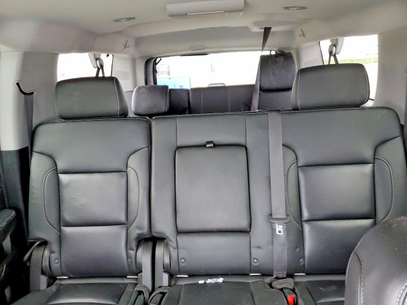 Продажа на аукционе авто 2019 Chevrolet Suburban, vin: 1GNSKHKC7KR268638, номер лота: 54422226