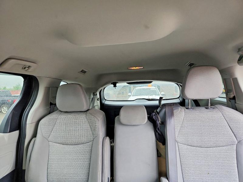 Продаж на аукціоні авто 2022 Toyota Sienna, vin: 5TDKRKEC3NS096787, номер лоту: 53322116