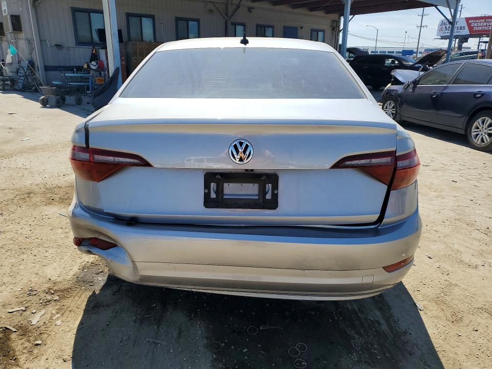 54322576 :رقم المزاد ، 3VWCB7BU7LM047458 vin ، 2020 Volkswagen Jetta مزاد بيع