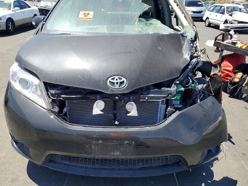 53436606 :رقم المزاد ، 5TDDK3DCXES082907 vin ، 2014 Toyota Sienna مزاد بيع