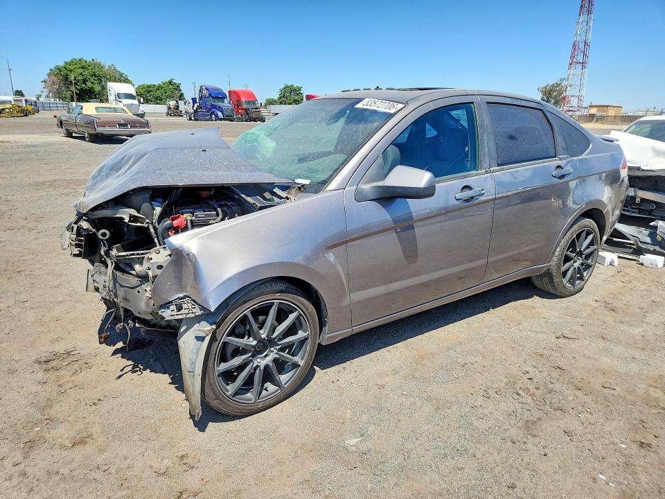 53572706 :رقم المزاد ، 1FAHP3GN1BW184694 vin ، 2011 Ford Focus مزاد بيع