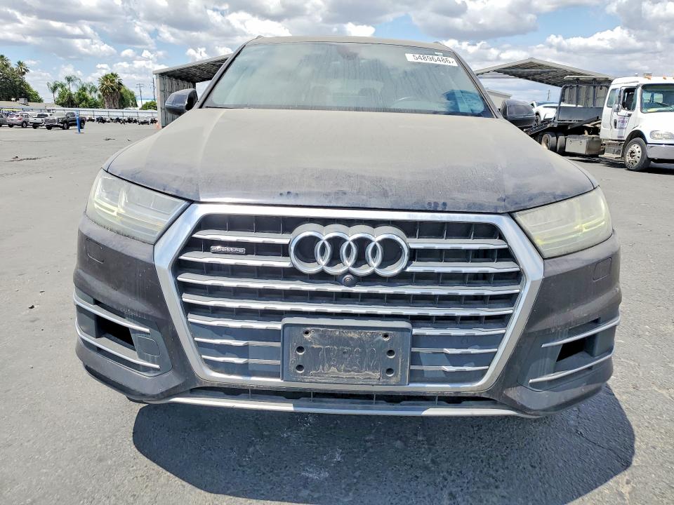 2017 Audi Q7 მანქანა იყიდება აუქციონზე, vin: WA1LAAF75HD013409, აუქციონის ნომერი: 54896486