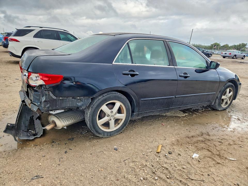 2005 Honda Accord მანქანა იყიდება აუქციონზე, vin: 1HGCM56475A162736, აუქციონის ნომერი: 51427736
