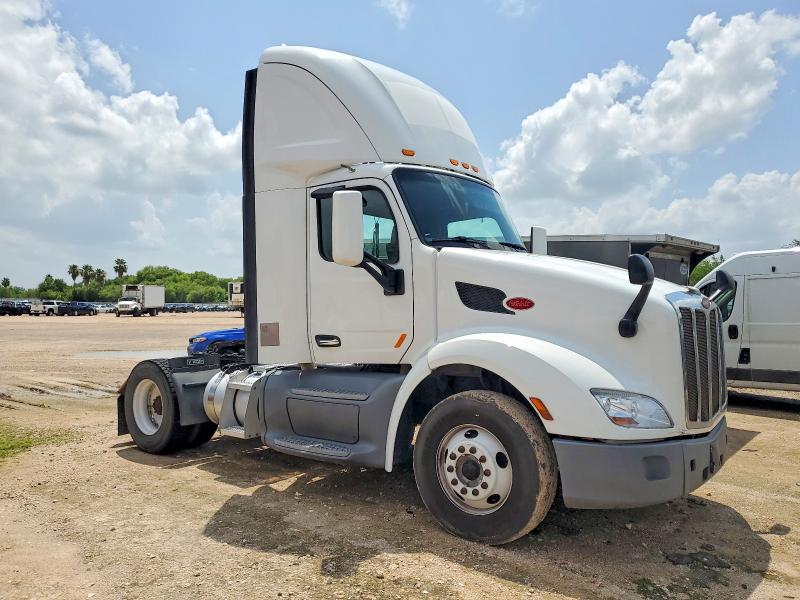 Продажа на аукционе авто 2018 Peterbilt 579, vin: 1XPBA48X0JD477888, номер лота: 53845286