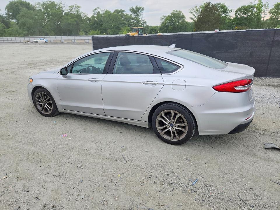 52433316 :رقم المزاد ، 3FA6P0CDXKR141798 vin ، 2019 Ford Fusion مزاد بيع